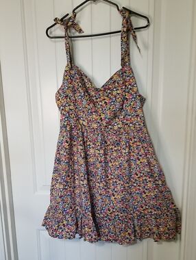 Old Navy Floral Tie-Strap Cotton blend Sundress in Navy, Yellow, Pink Size XL